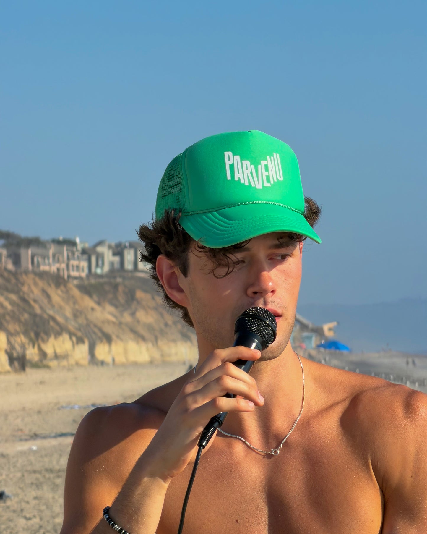 HAT